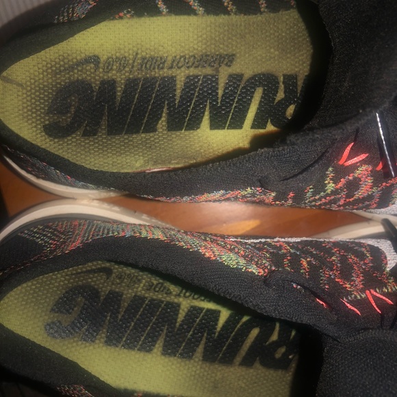 Shoes - Picture 4 of 4